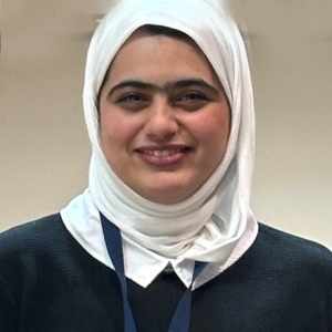 
                                Hamda Al Issaei
