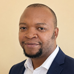 Simon Manangu